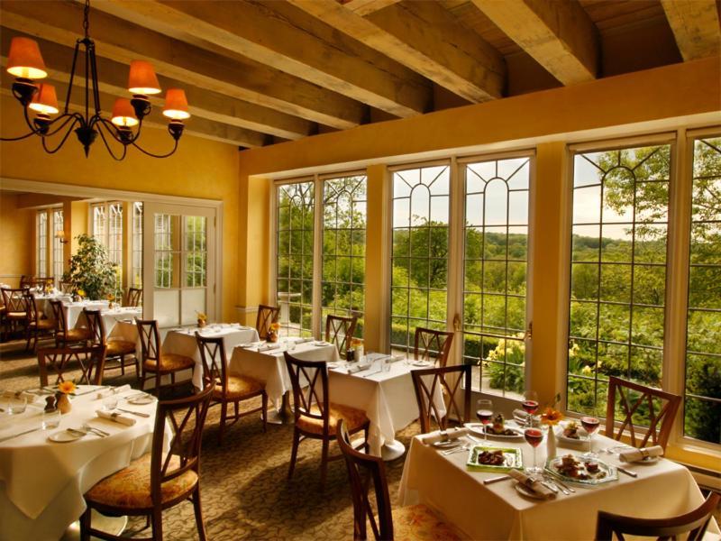 Inn On The Twenty 4*